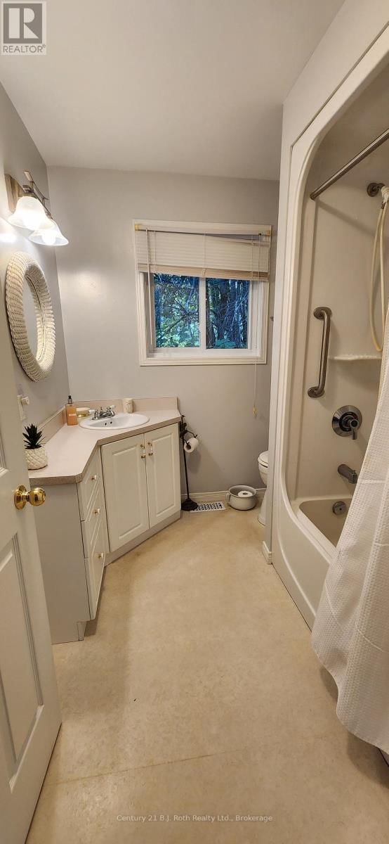 1175 SILVER LAKE ROAD Image 24