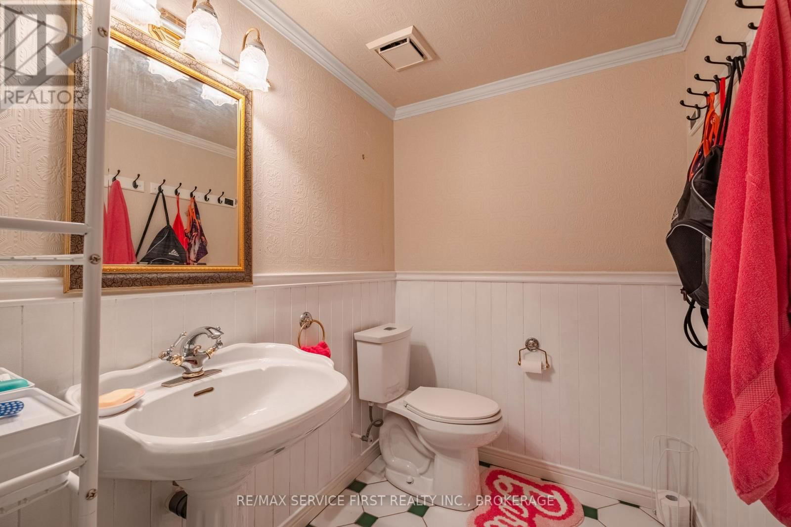 531 FOREST HILL DRIVE E DRIVE Image 45
