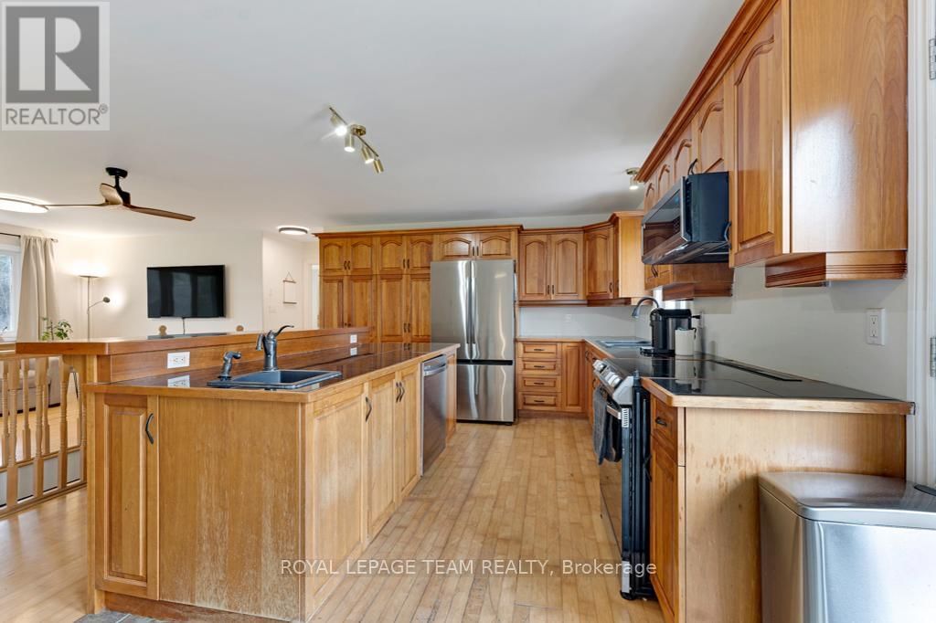 11051 COOPER ROAD Image 14