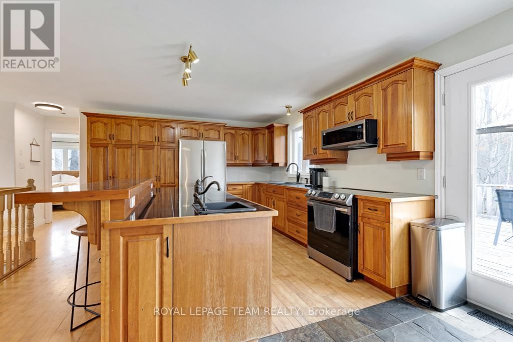 11051 COOPER ROAD Image 15
