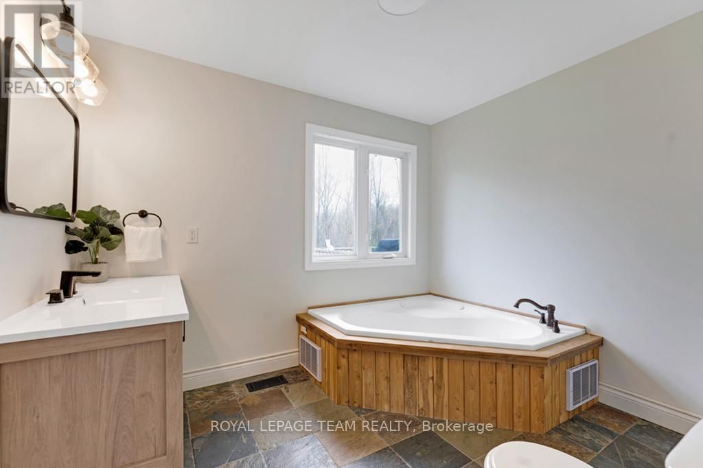 11051 COOPER ROAD Image 34