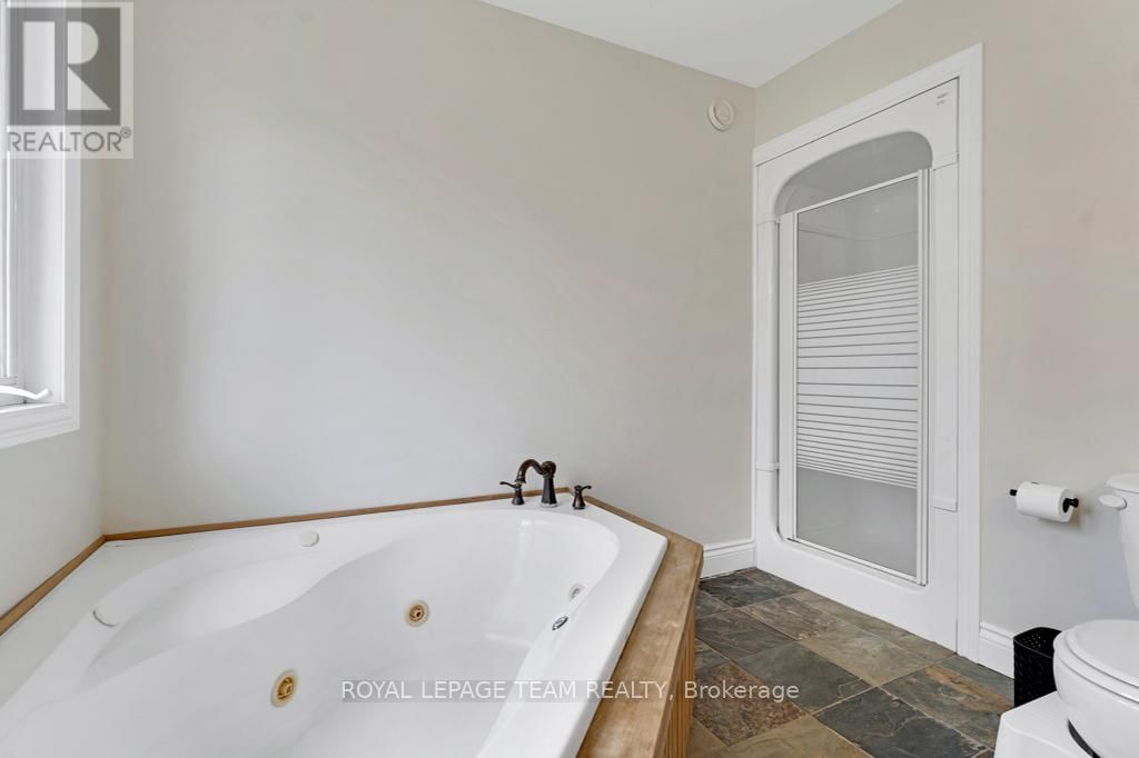 11051 COOPER ROAD Image 35