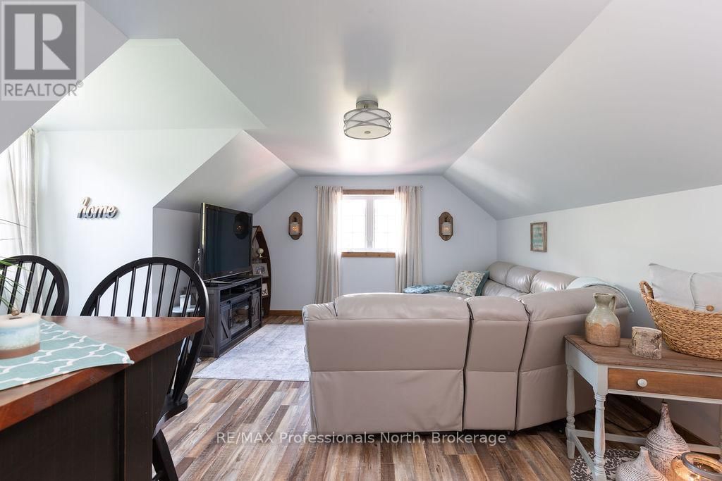 427 SKYHILLS ROAD Image 20