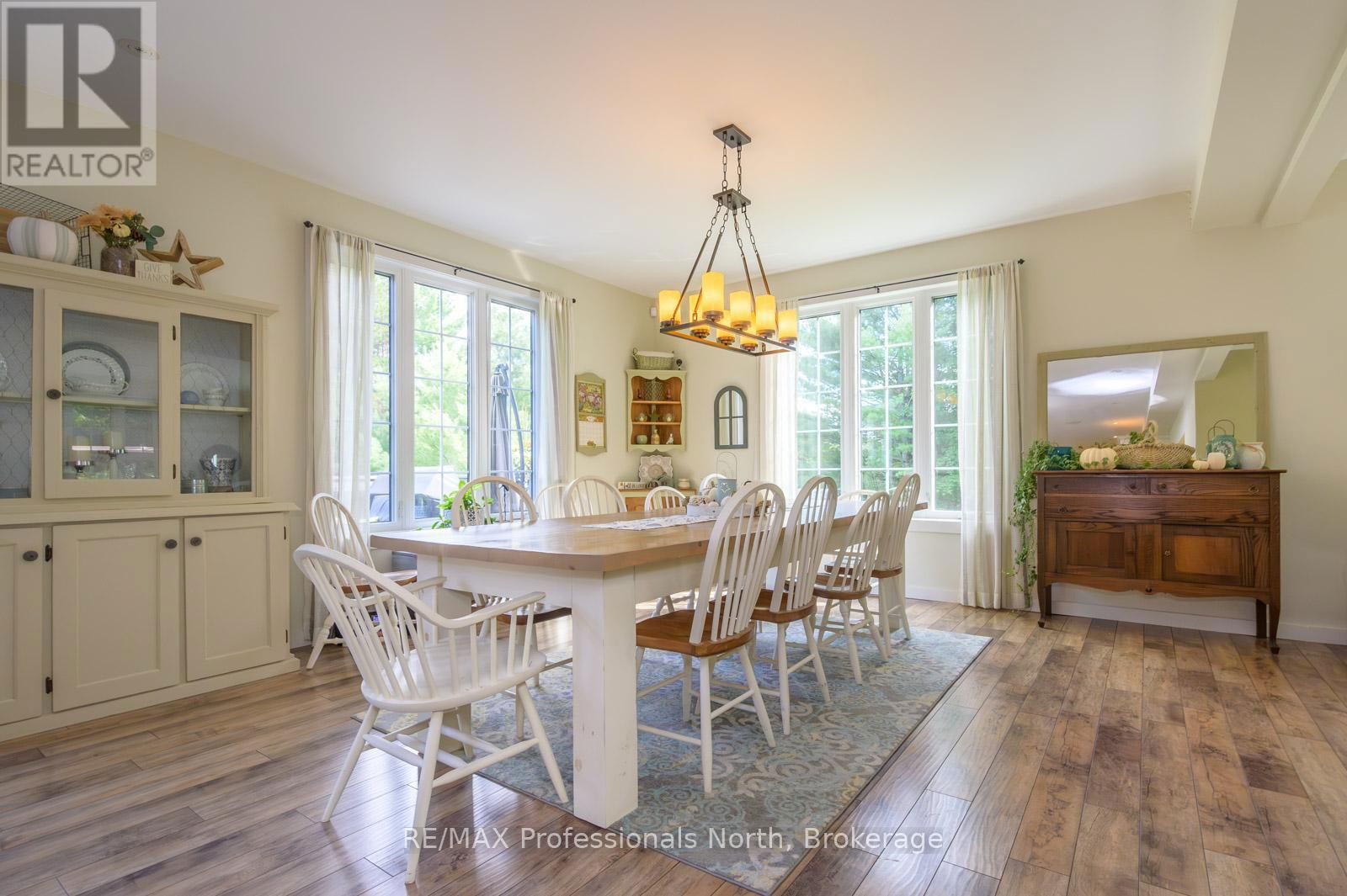 427 SKYHILLS ROAD Image 28