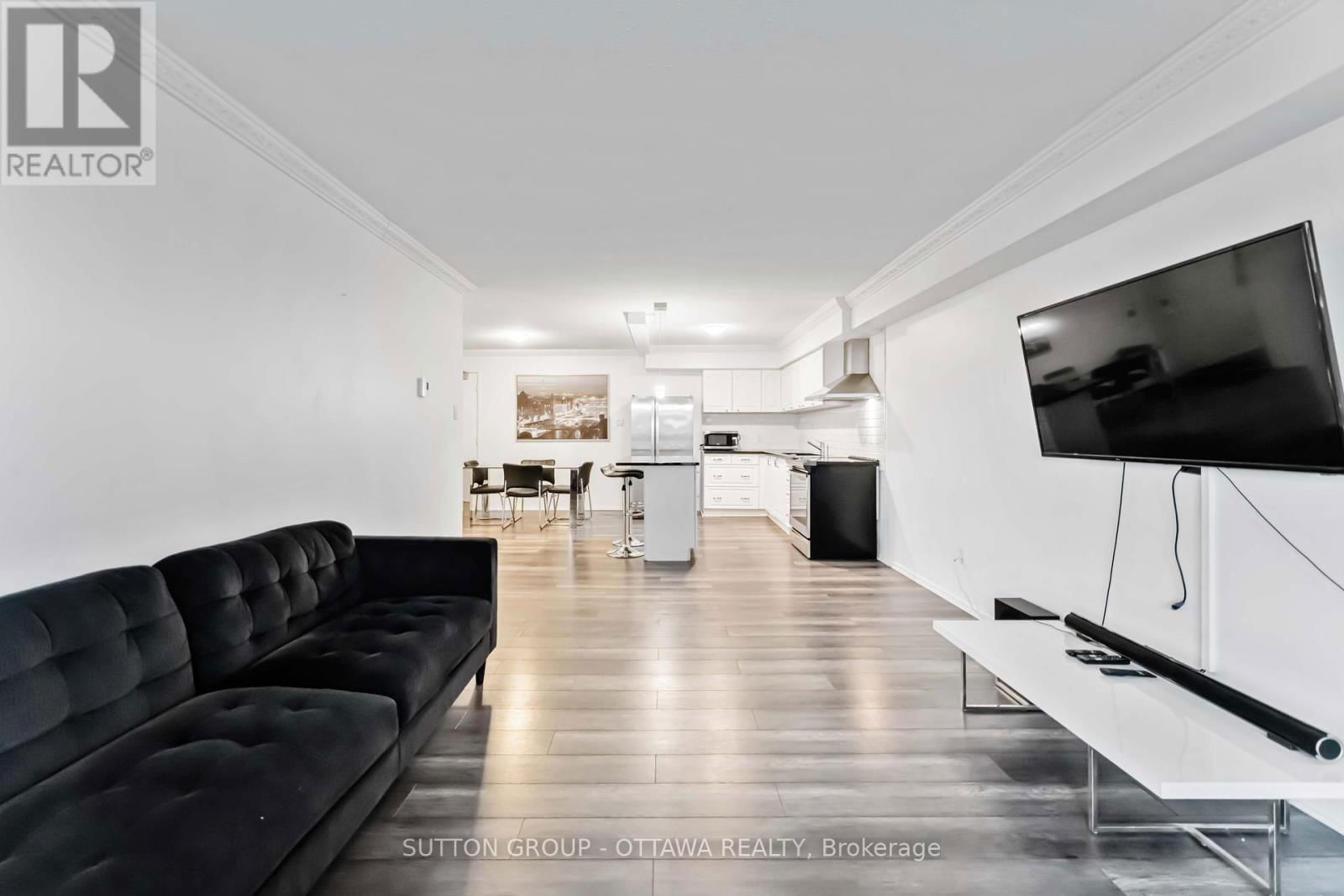 705 - 158C MCARTHUR AVENUE Image 15
