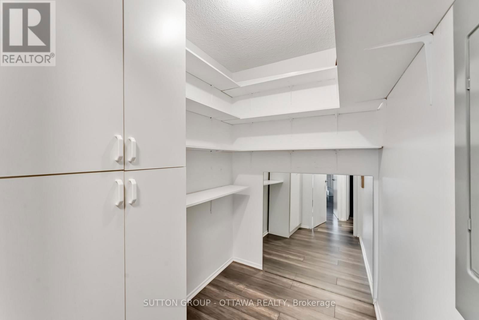 705 - 158C MCARTHUR AVENUE Image 18