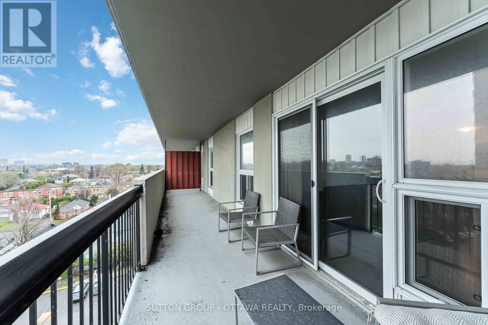 705 - 158C MCARTHUR AVENUE Image 26