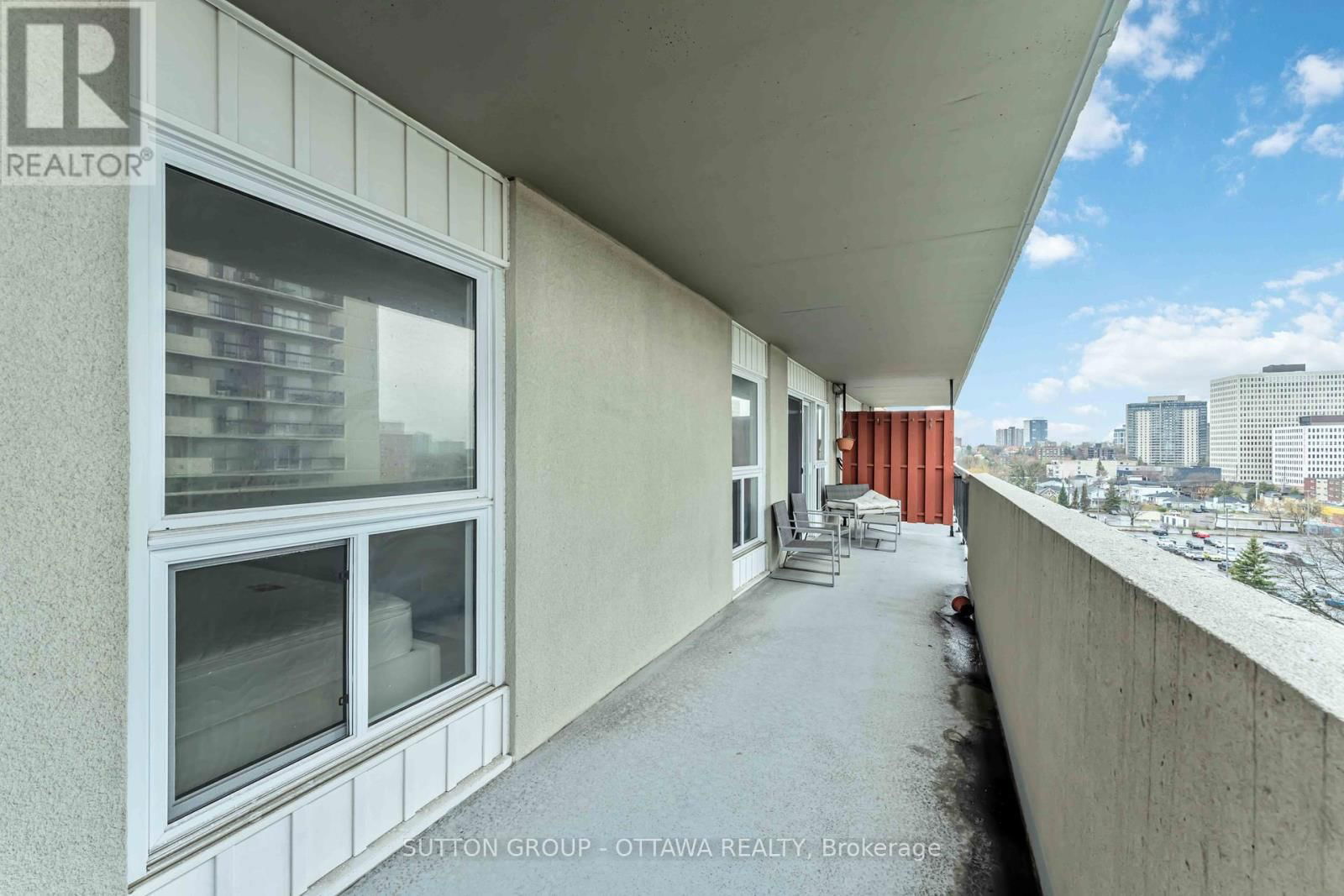 705 - 158C MCARTHUR AVENUE Image 28