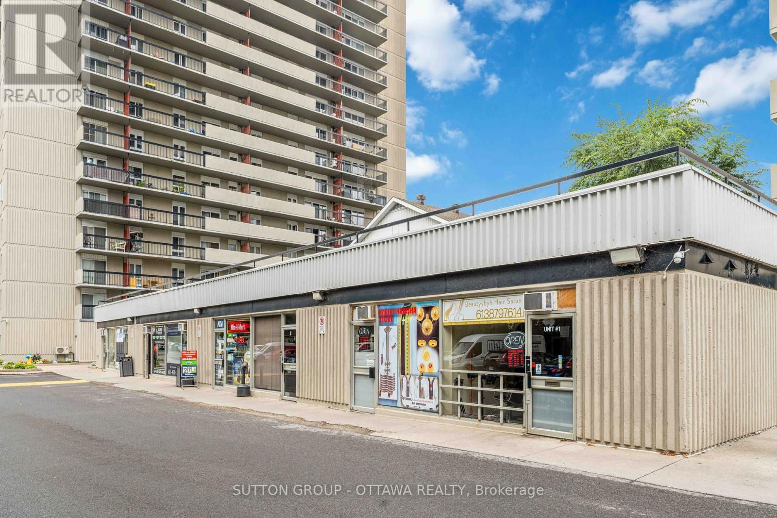 705 - 158C MCARTHUR AVENUE Image 42
