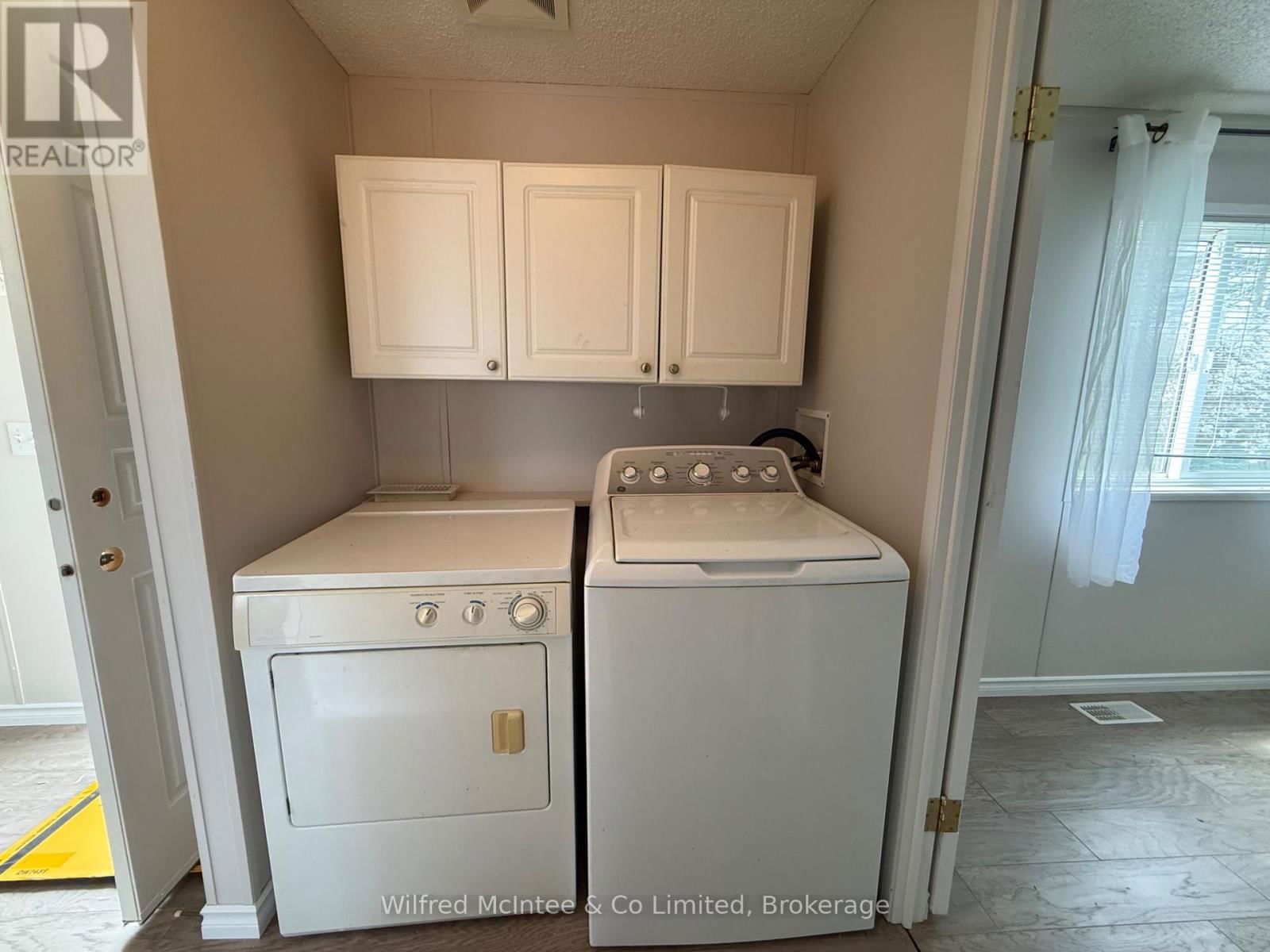 19 DOVE ROAD Image 21