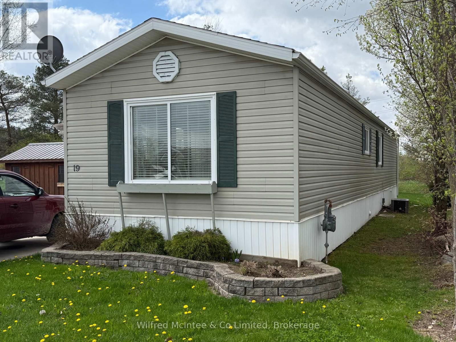 19 DOVE ROAD Image 8