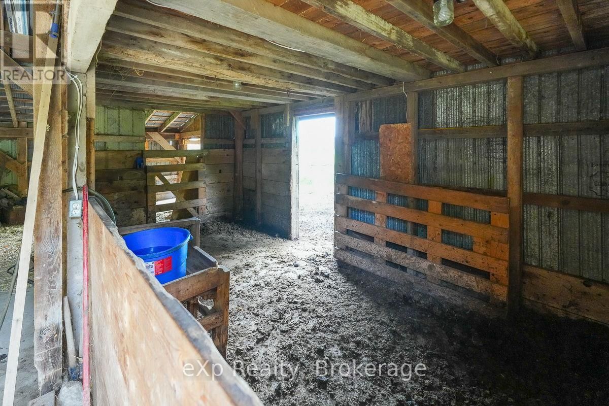 156639 CONCESSION 7A Image 36