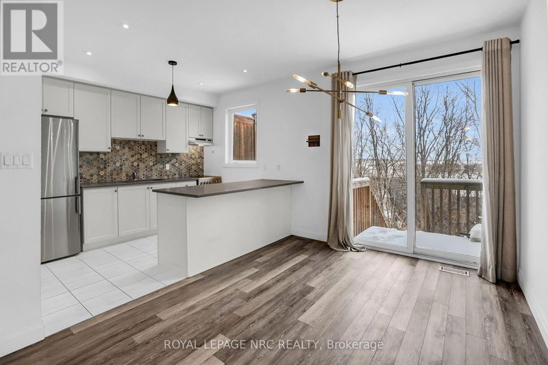 Tertiary Property View