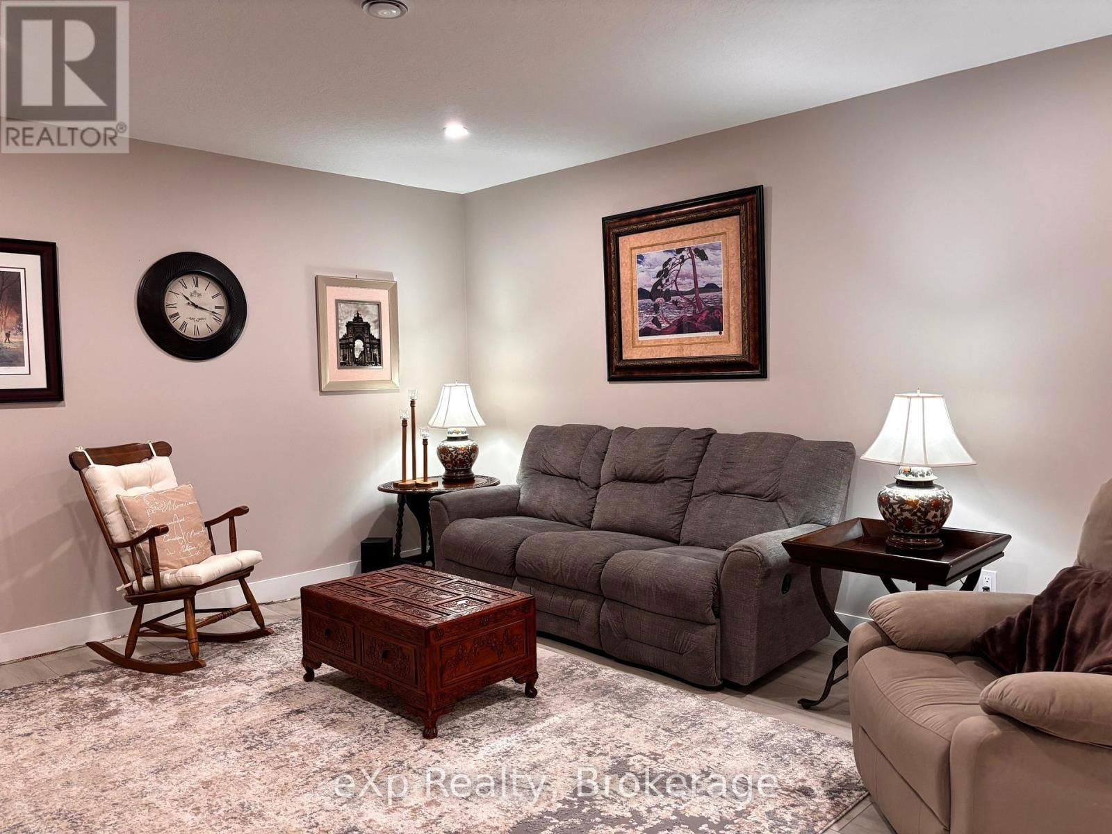 115 IRISHWOOD LANE Image 43