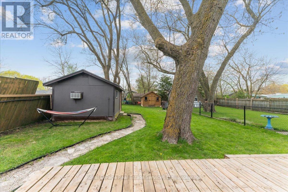 160 HOME STREET Image 23