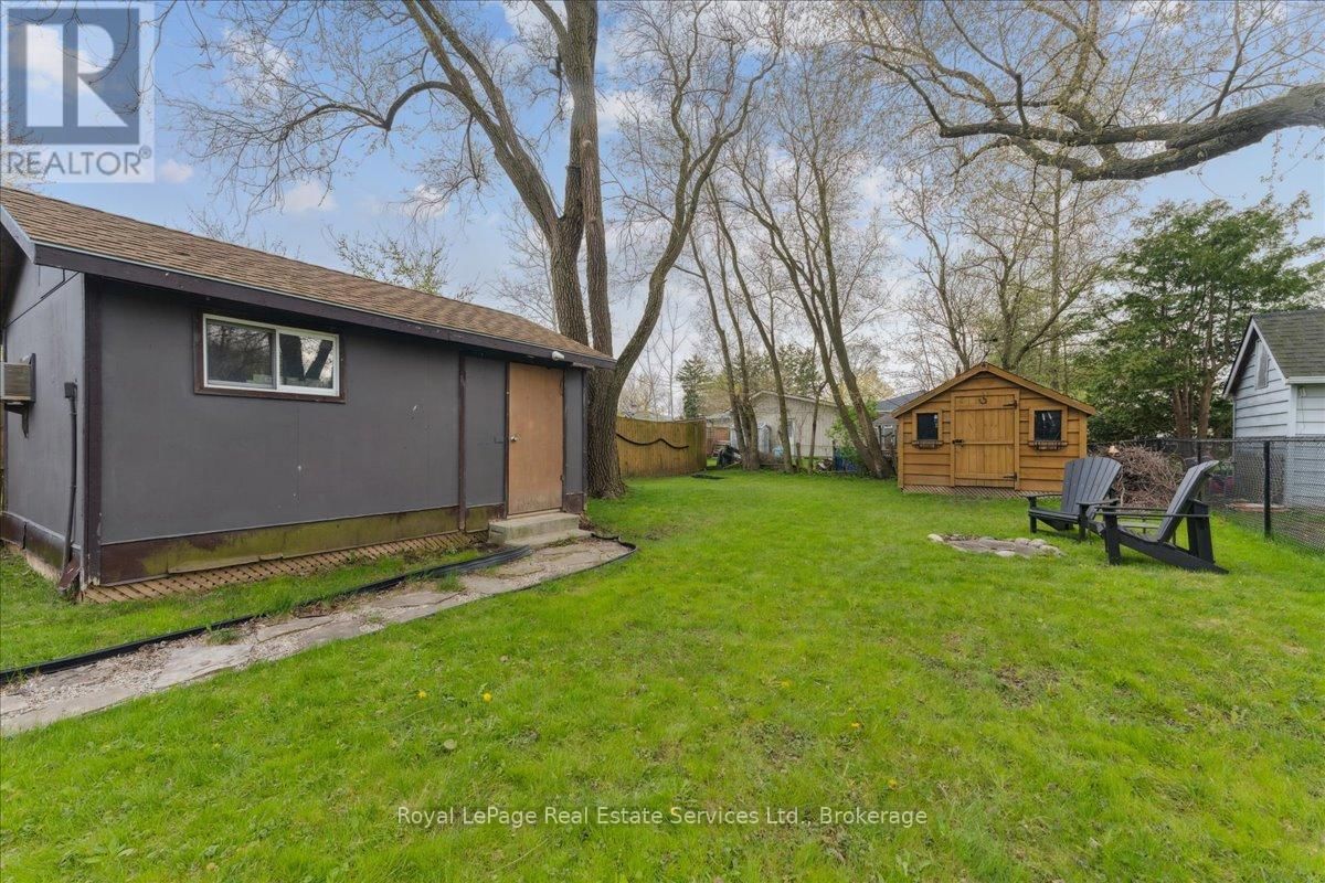 160 HOME STREET Image 26