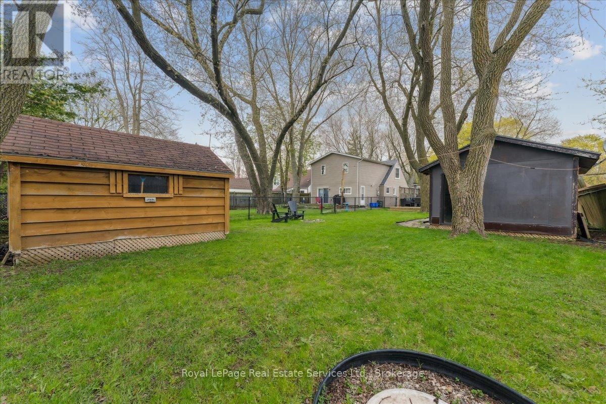 160 HOME STREET Image 27