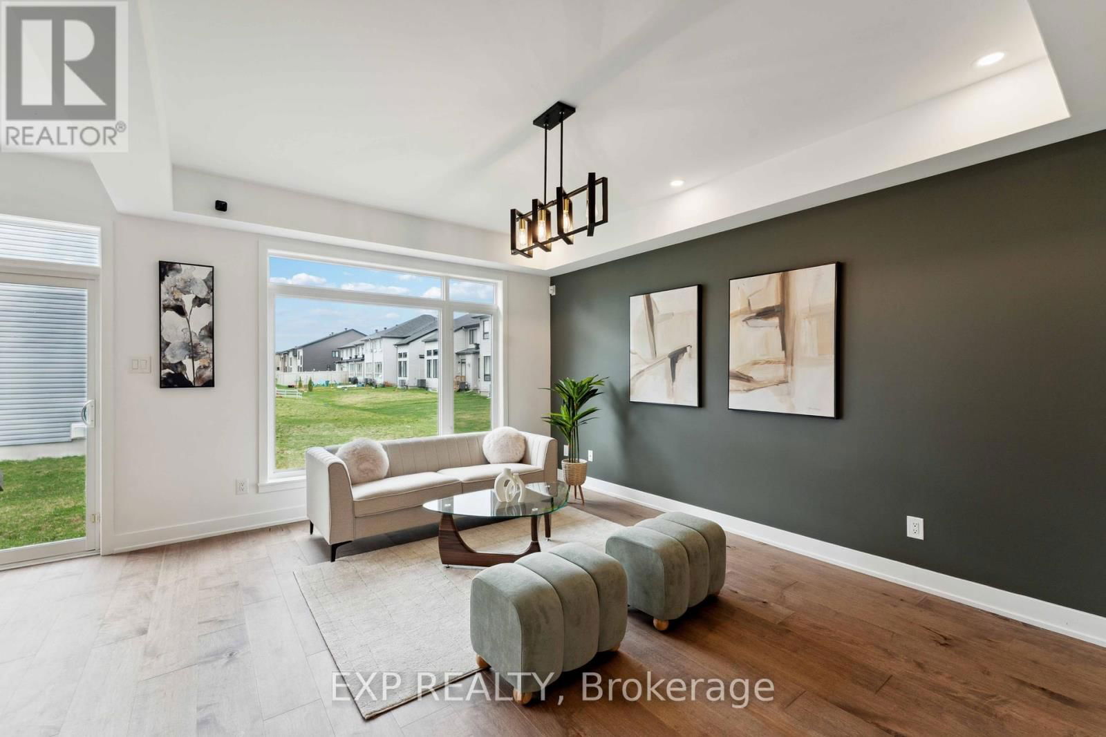 46 ANDROMEDA ROAD Image 10
