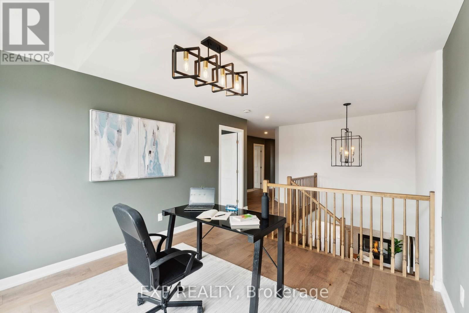 46 ANDROMEDA ROAD Image 12