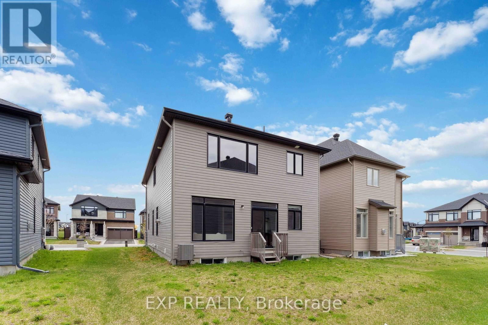 46 ANDROMEDA ROAD Image 26