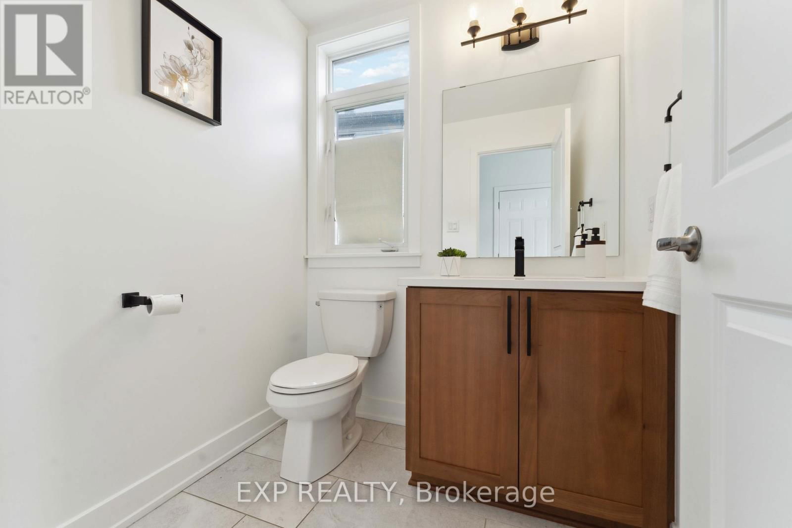 46 ANDROMEDA ROAD Image 6