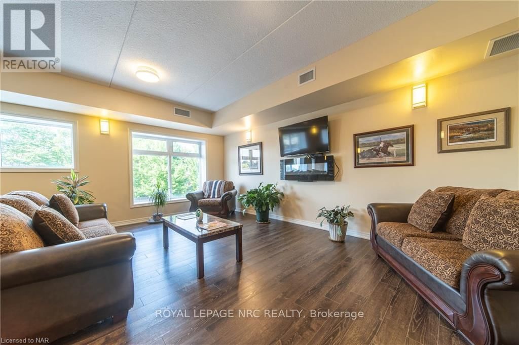 102 - 4644 PETTIT AVENUE Image 23