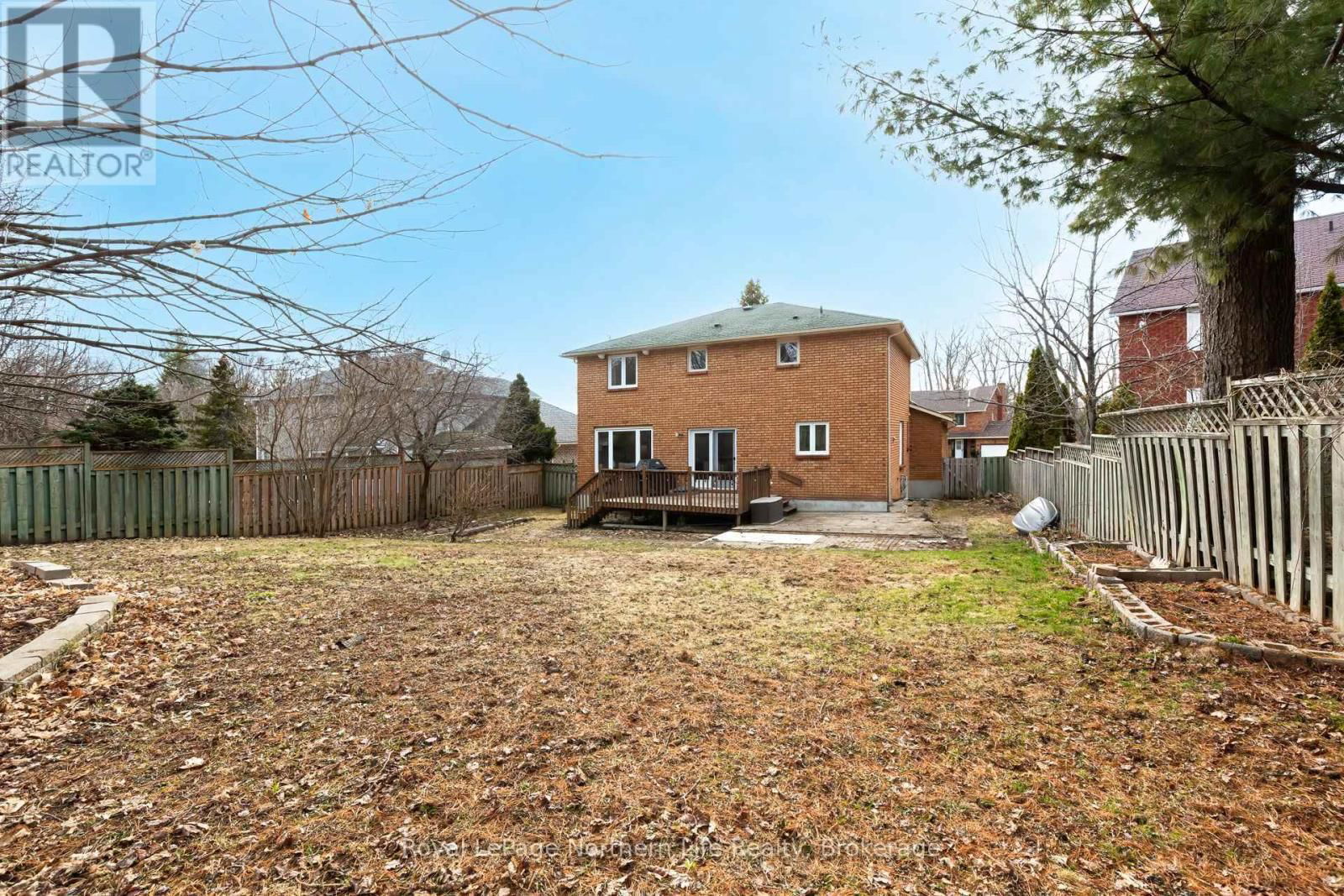 3 CANTERBURY CRESCENT Image 16