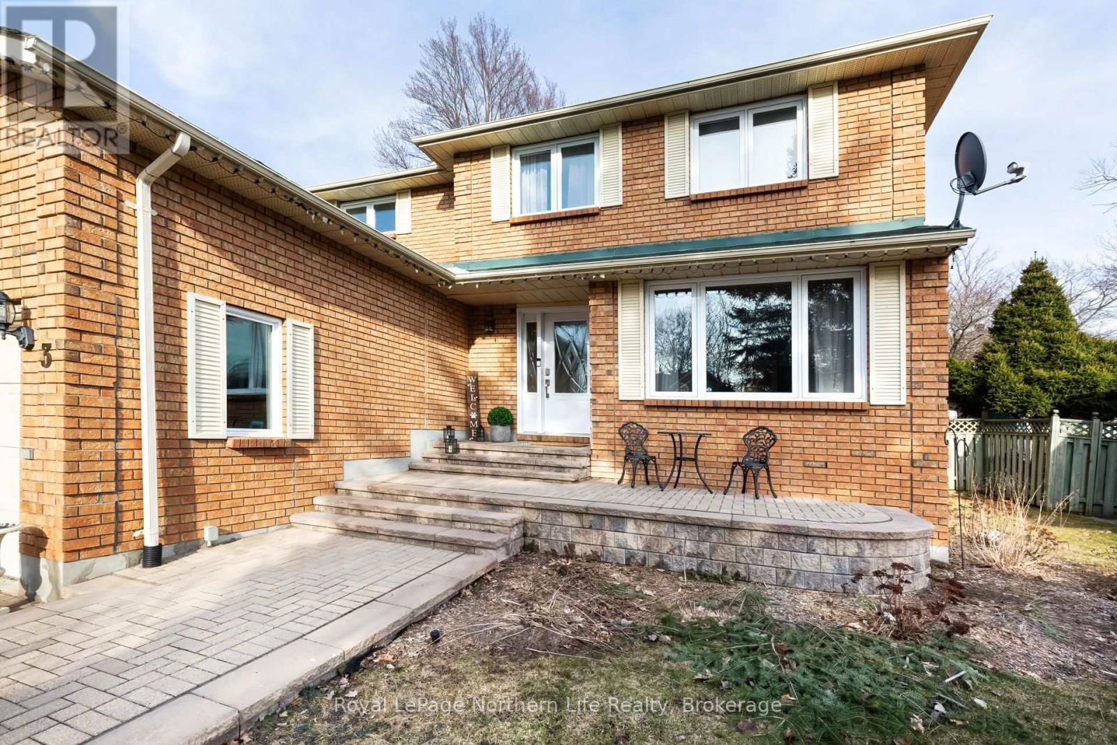 3 CANTERBURY CRESCENT Image 3