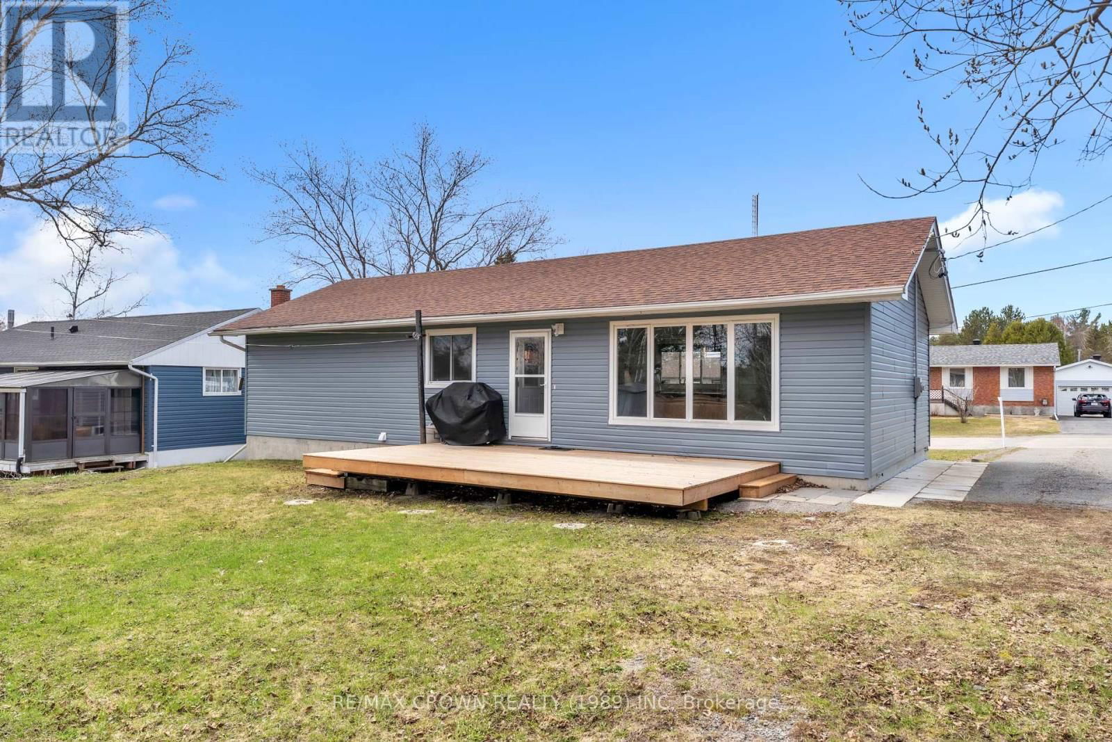 40 BIRCH CRESCENT Image 31