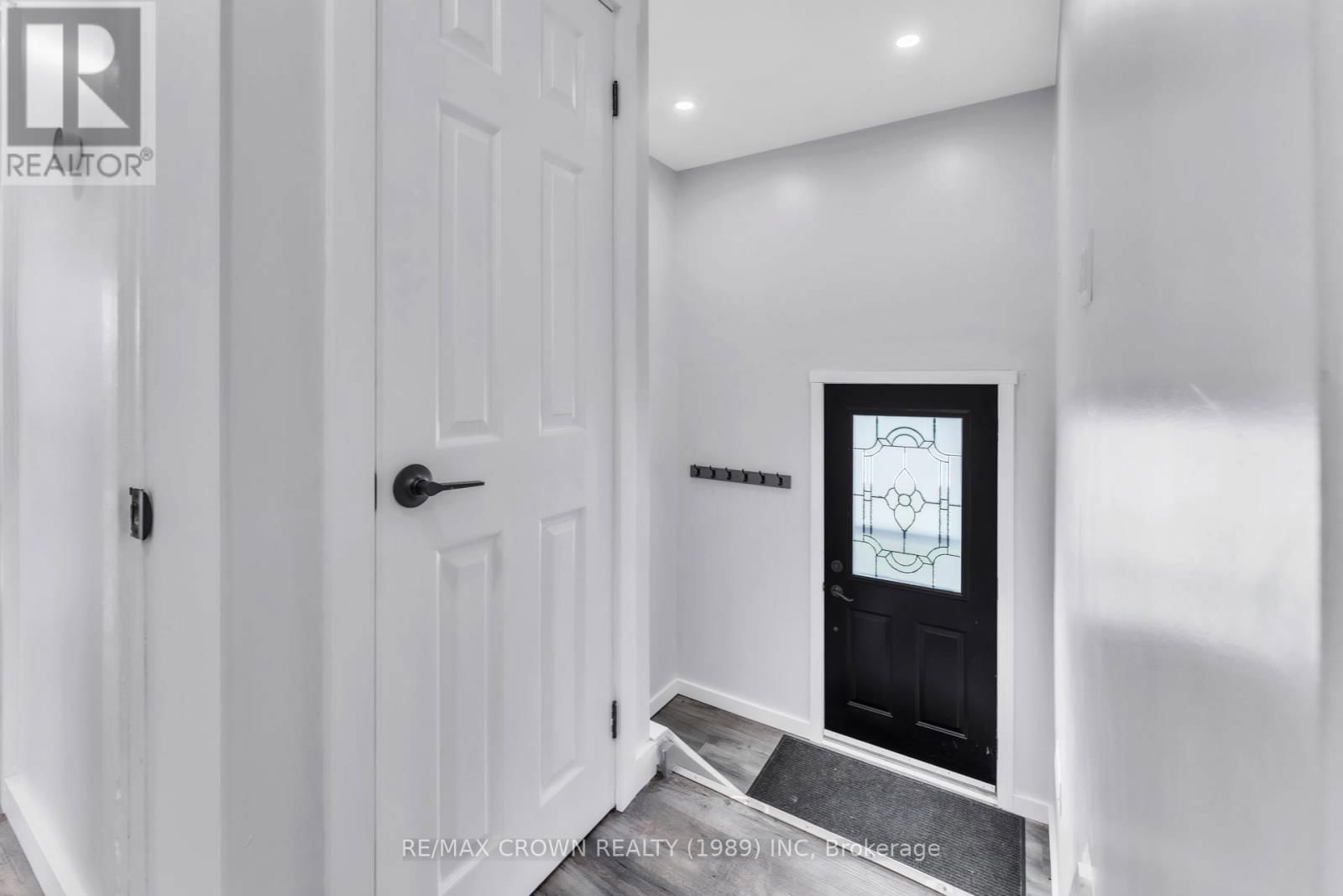 40 BIRCH CRESCENT Image 4
