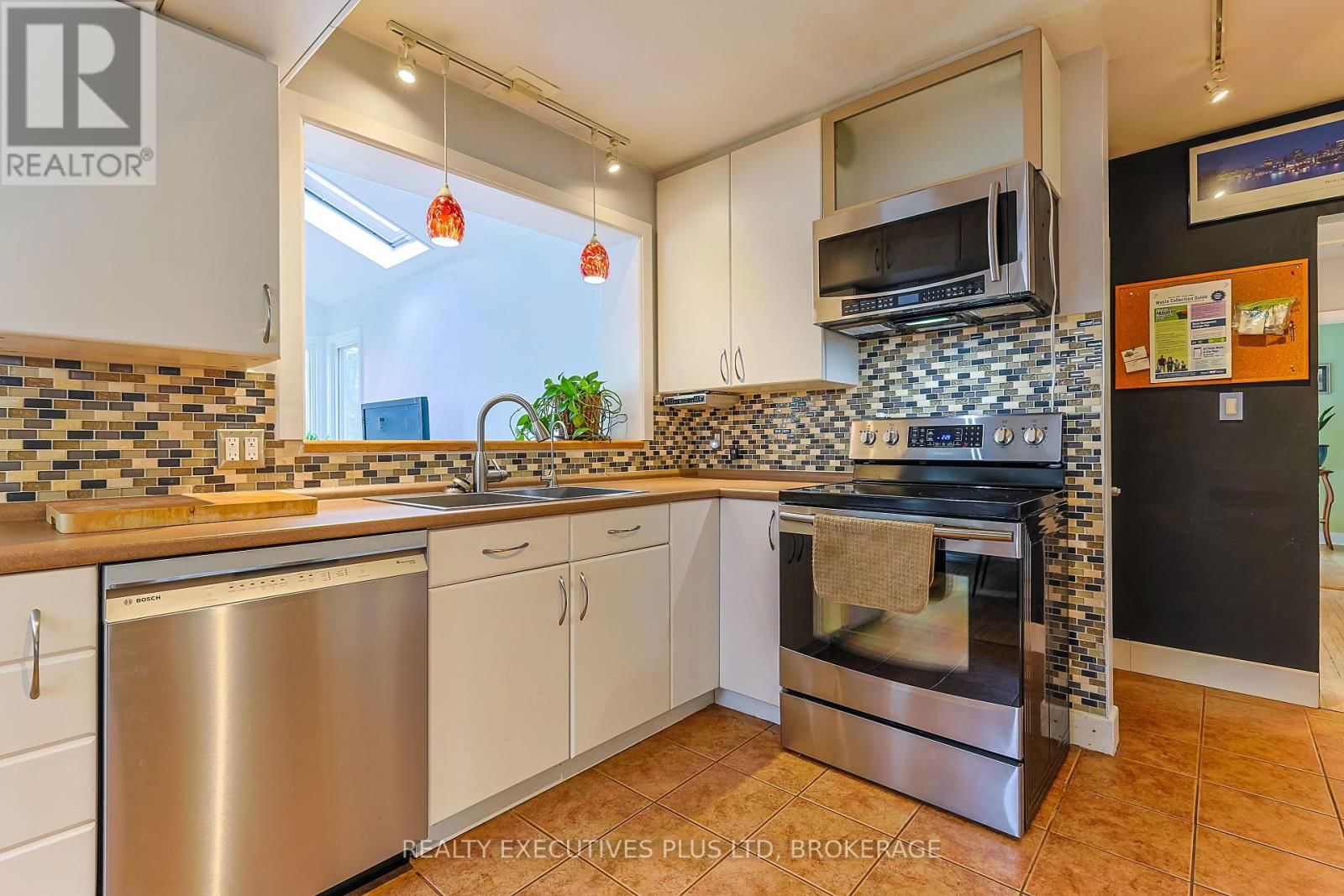 6405 ATLEE STREET Image 11