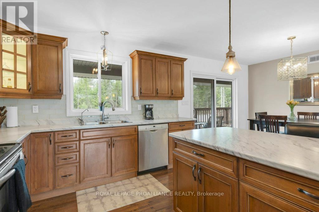 1554 SHANNON ROAD Image 11