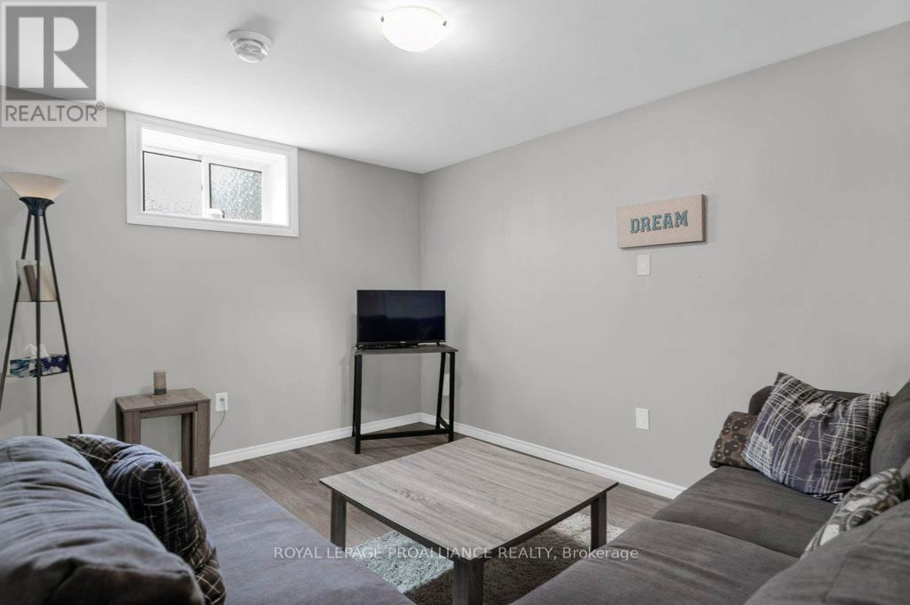 1554 SHANNON ROAD Image 24