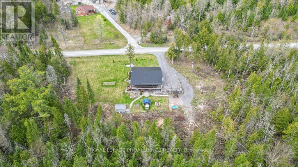 1554 SHANNON ROAD Image 44