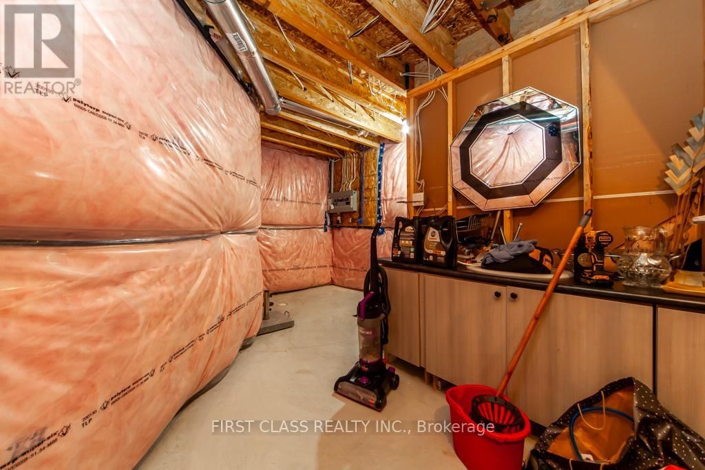 743 SAWMILL ROAD Image 39