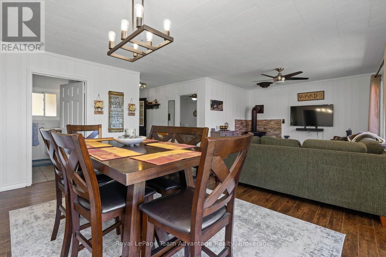 758 PARADISE LANE Image 10
