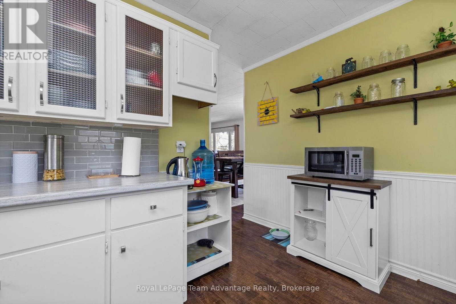 758 PARADISE LANE Image 13