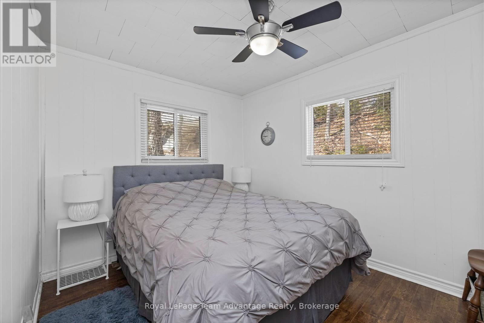 758 PARADISE LANE Image 15