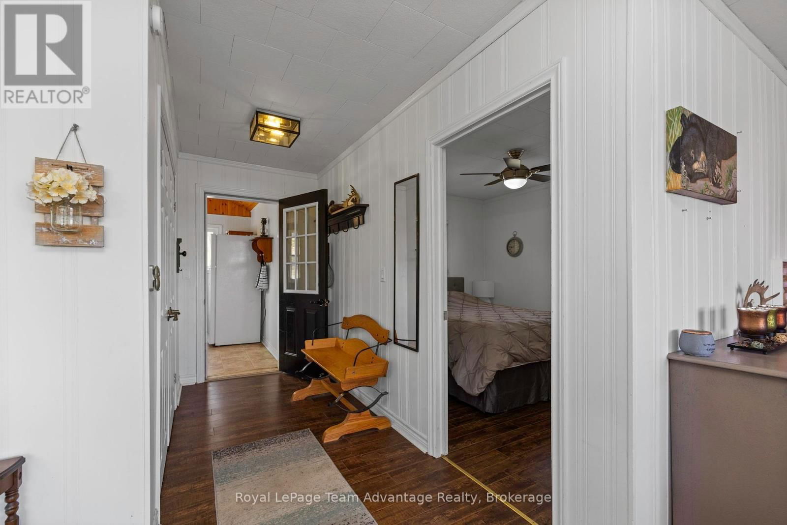 758 PARADISE LANE Image 7