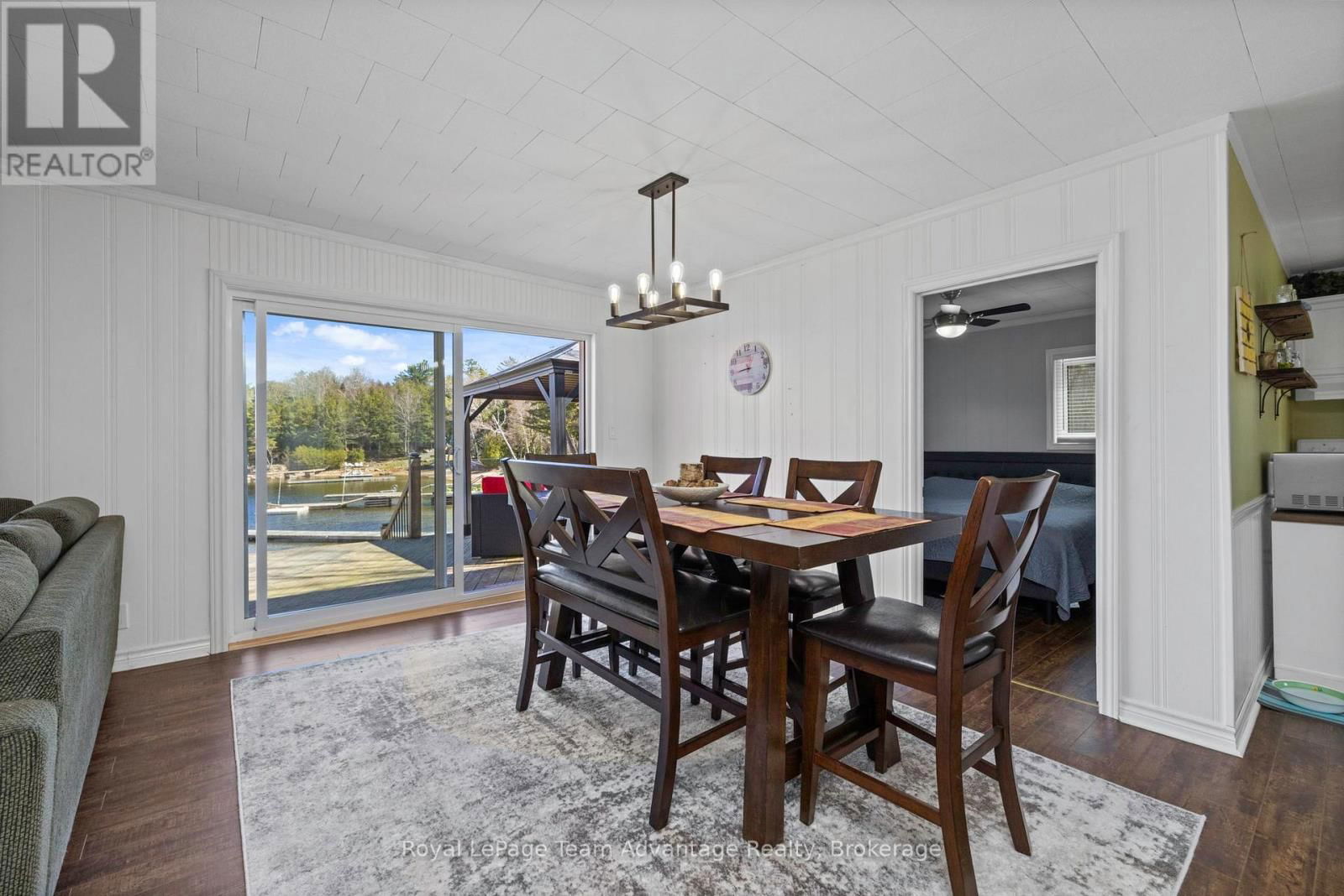 758 PARADISE LANE Image 8