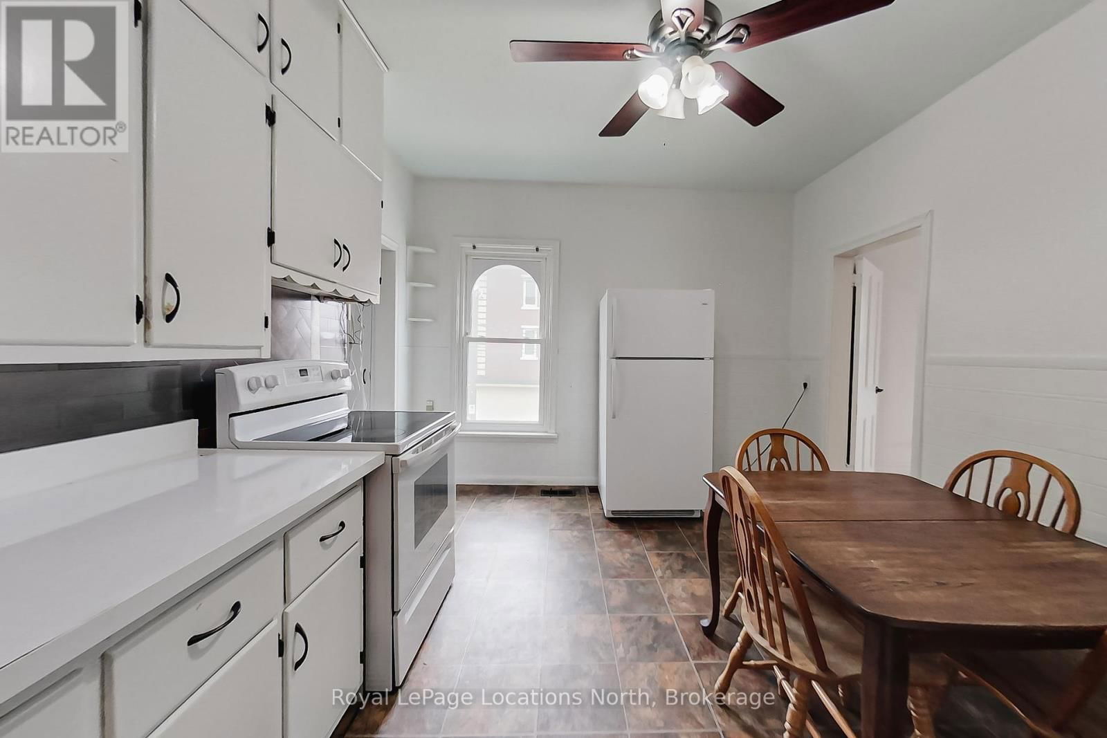 9 COLLINGWOOD STREET WEST Image 10