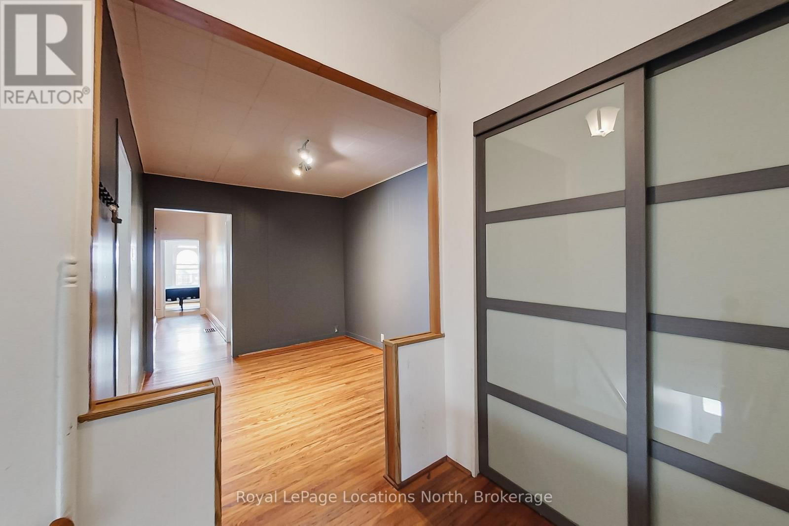 9 COLLINGWOOD STREET WEST Image 16