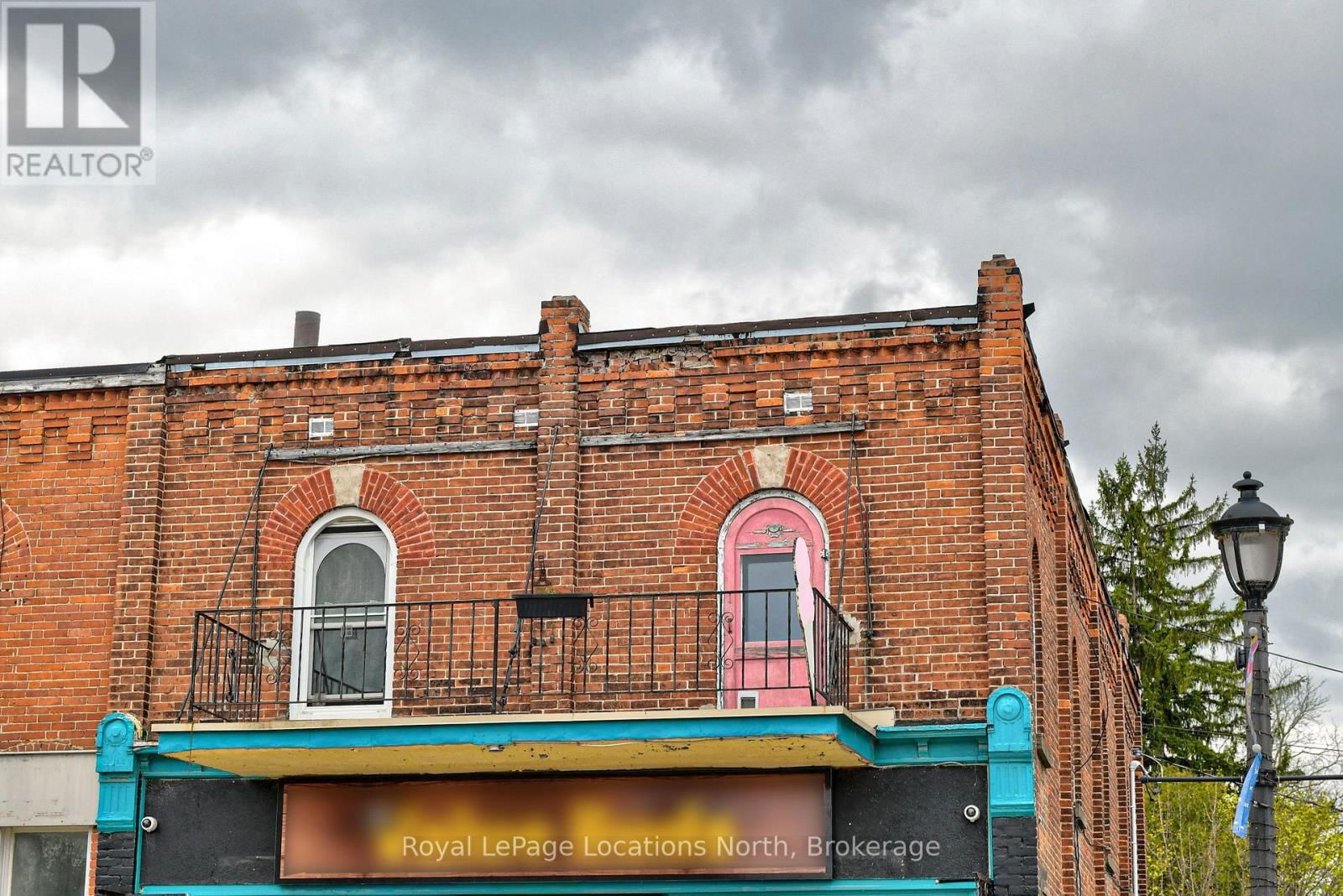 9 COLLINGWOOD STREET WEST Image 2