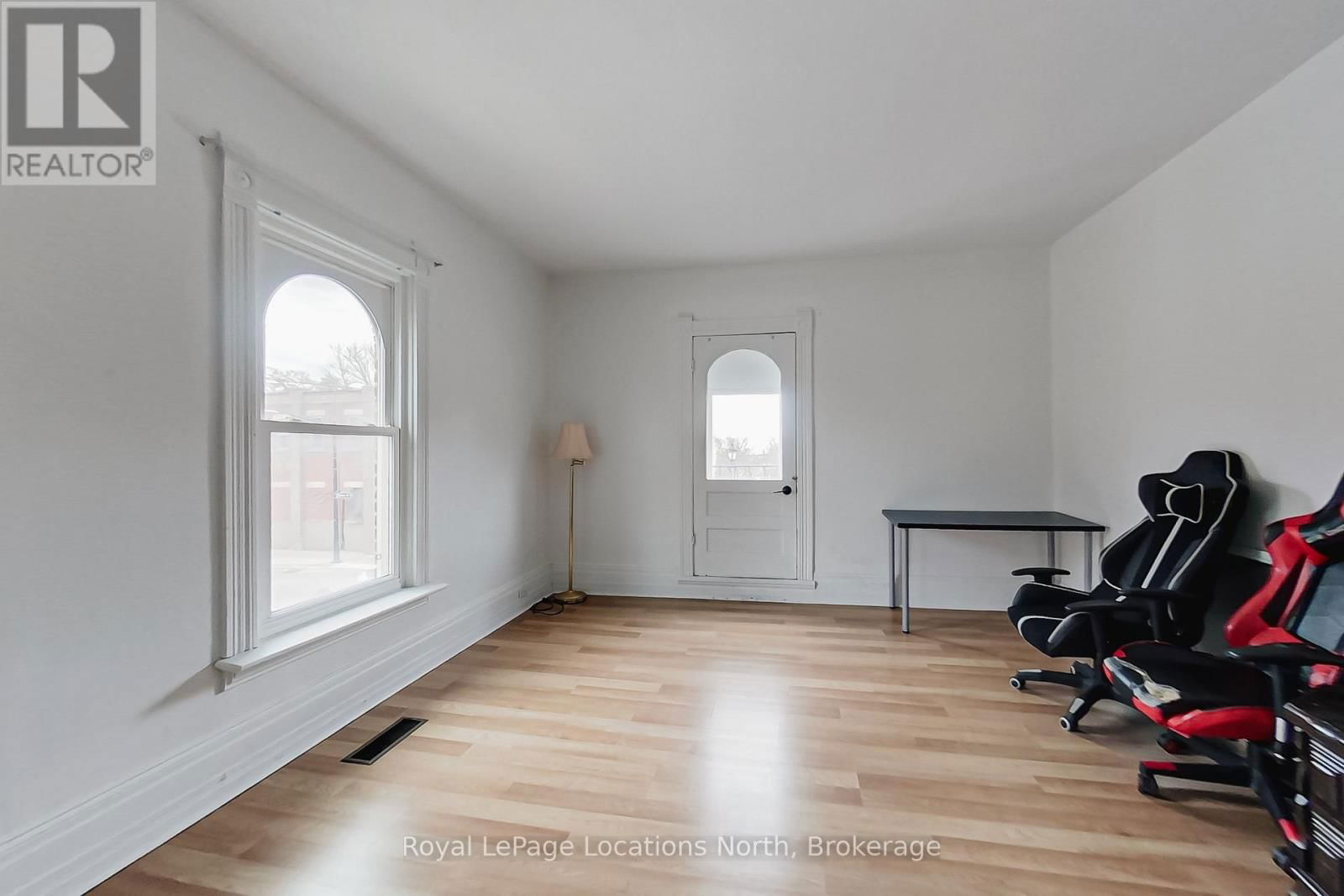 9 COLLINGWOOD STREET WEST Image 5