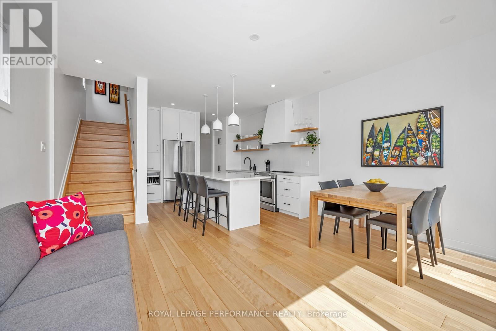 80 DAGMAR AVENUE Image 15