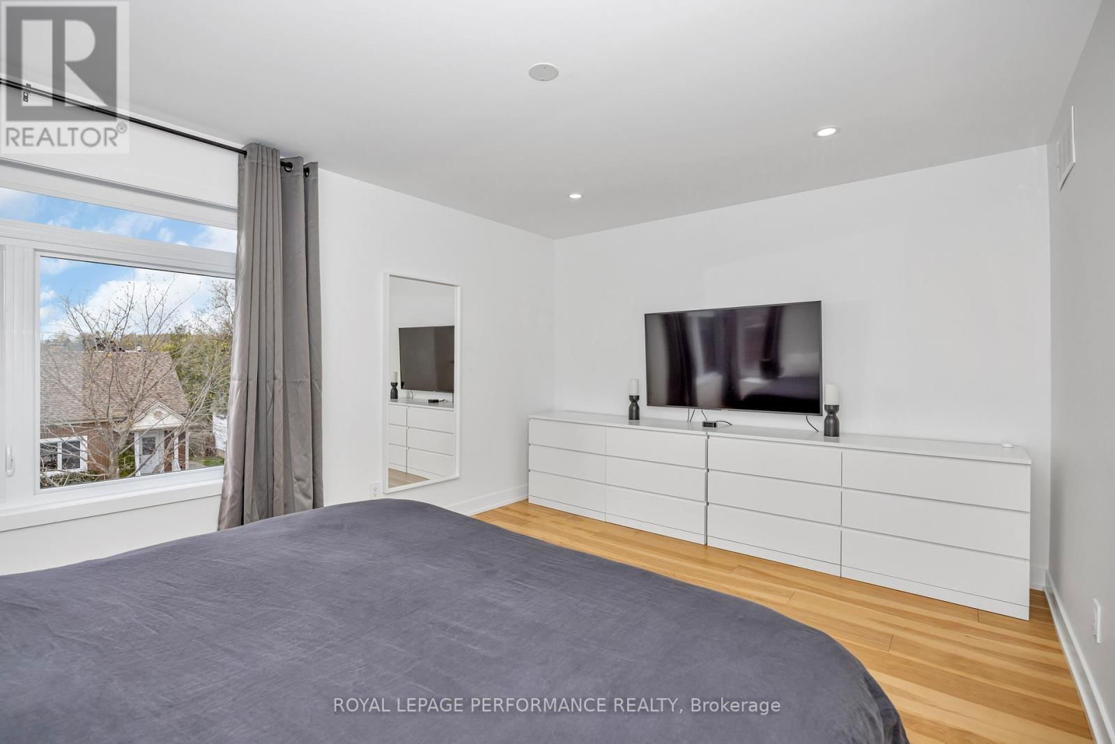80 DAGMAR AVENUE Image 27