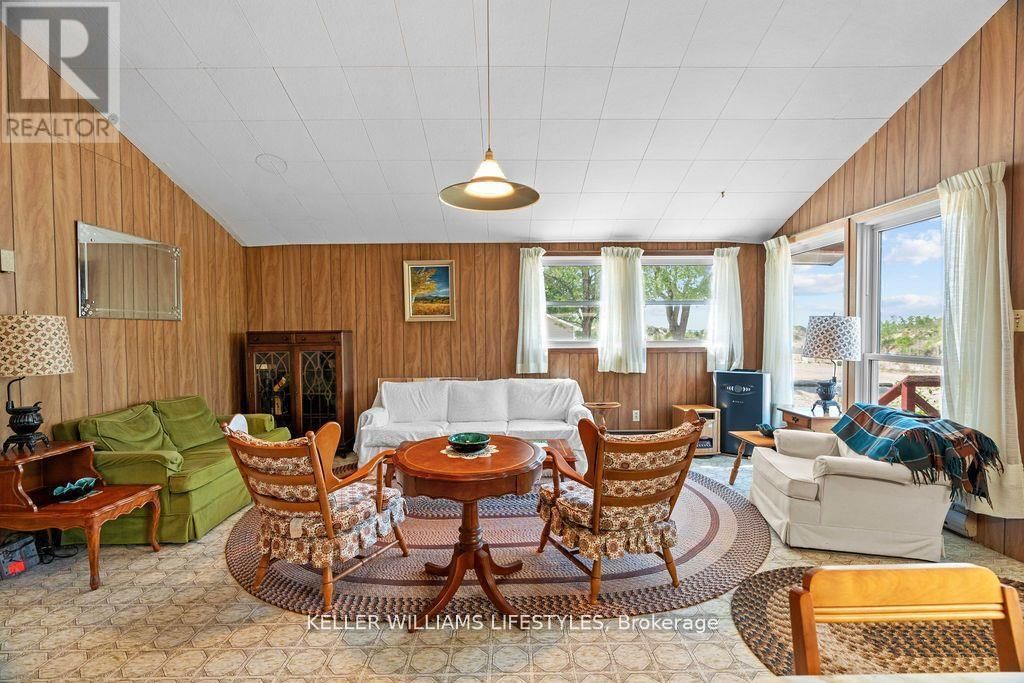 7403 SANDERSON ROAD Image 10