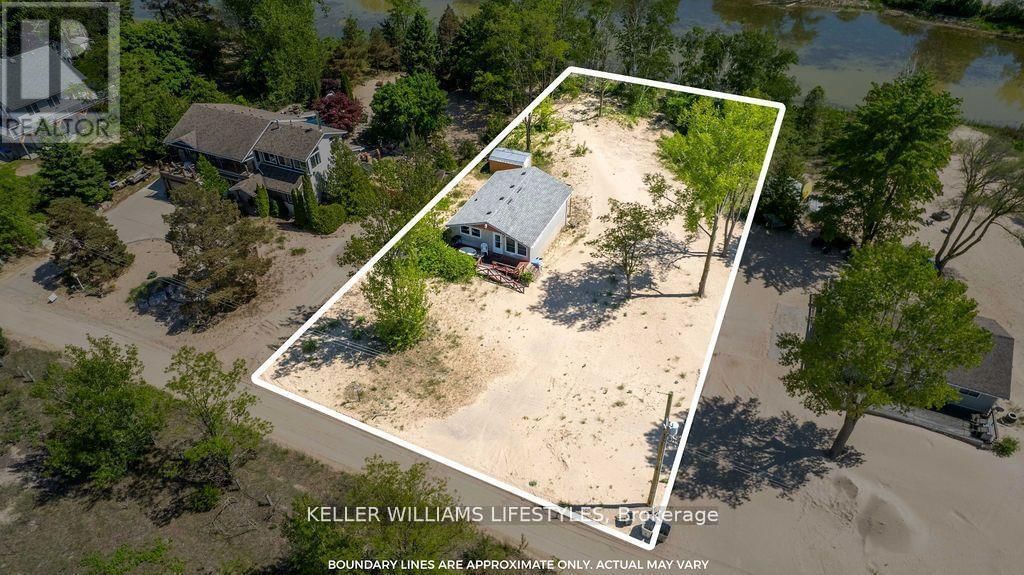 7403 SANDERSON ROAD Image 28