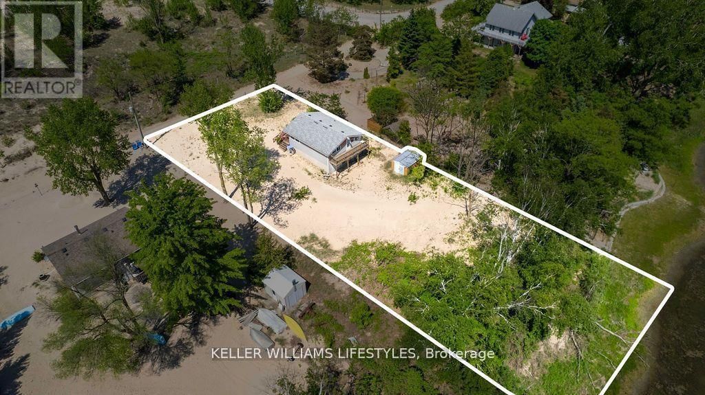 7403 SANDERSON ROAD Image 29
