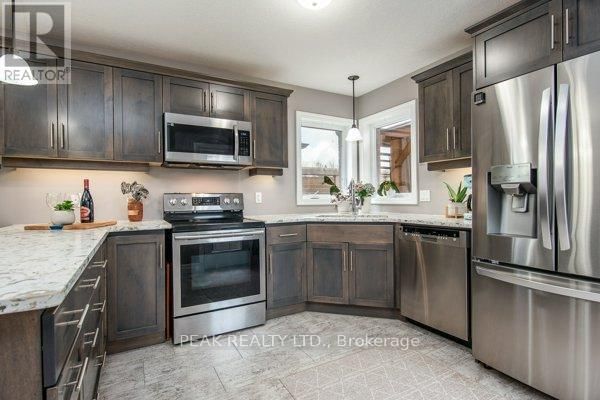 49 HALLIDAY DRIVE Image 11
